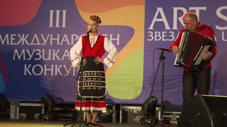 „Арт старс-Звезди на изкуството“ награди най-добрите участници 