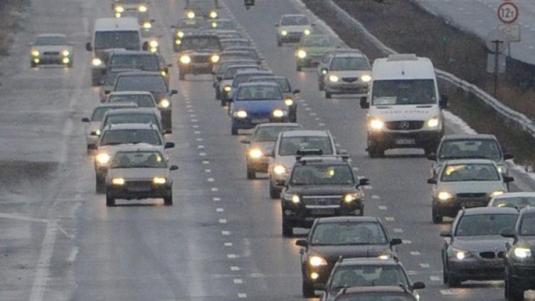 Безработни заработват по 100 лв. от споделени пътувания