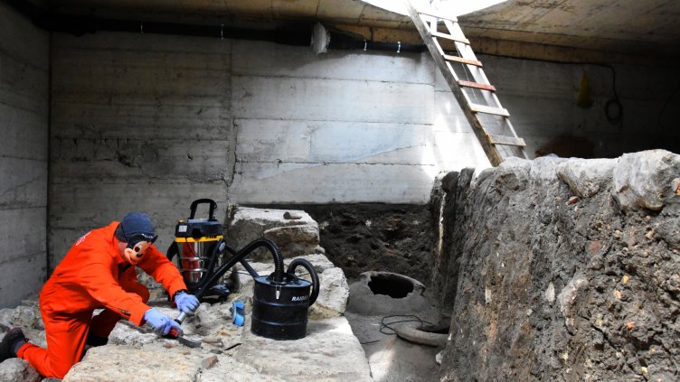 Подготвят експозицията на останките от древния Одесос (СНИМКИ)