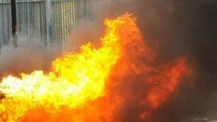 Незагасена цигара подпали архива на Районния съд във Варна