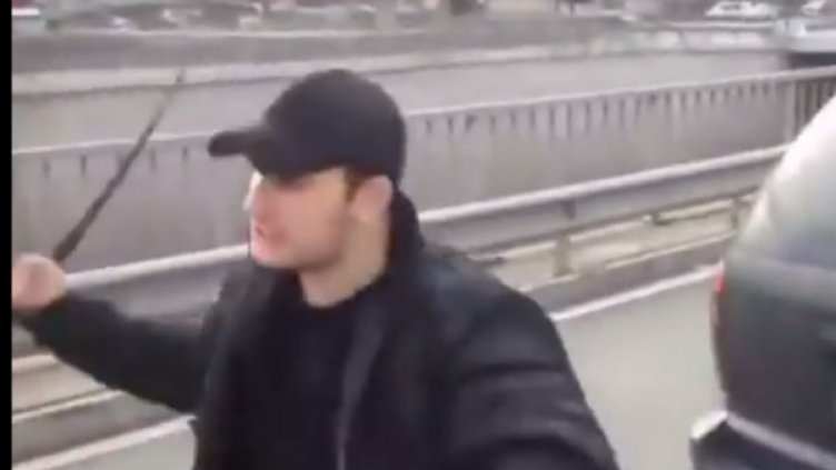 Поправка “Бияч“: Затвор за бухалка и палка на пътя