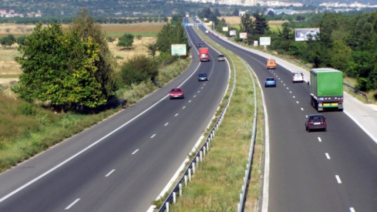 Kатастрофа блокира АМ „Хемус” край Девня