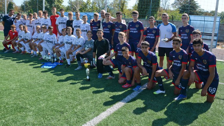 Спартак 1918 спечели детския футболен турнир в памет на Илия Кирчев