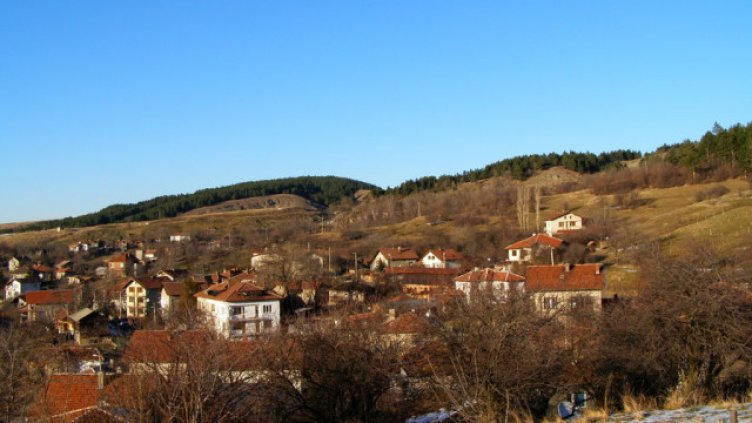 Обвиняват кмета на село Дивотино за укриване на данъци за над 800 000 лв.