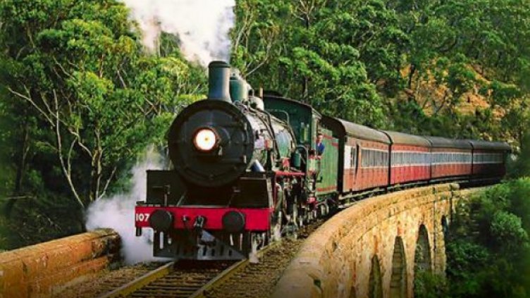 Ретро влак с парен локомотив ще пропътува днес разстоянието от Горна Оряховица до Трявна