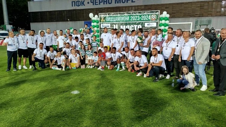 Гонзо награди Черно море с купа и сребърни медали