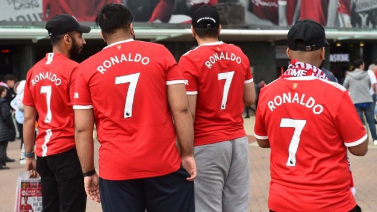 Голямото завръщане: Роналдо излиза титуляр за Юнайтед срещу Нюкасъл