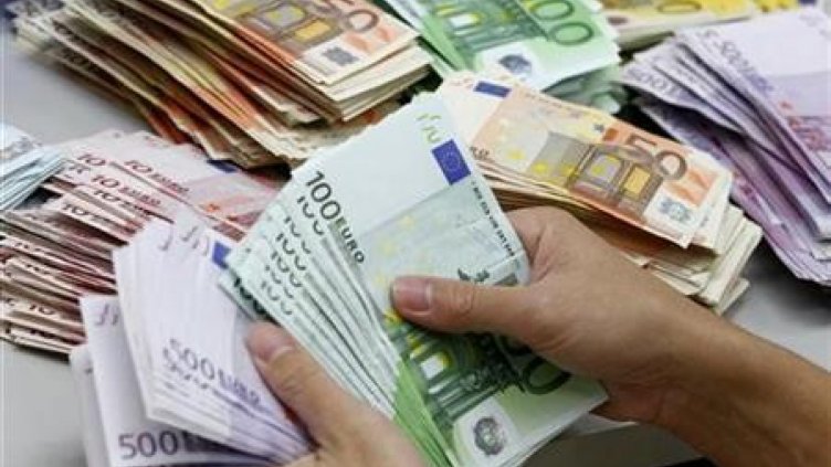10 000 евро в плик на улицата за... ало апашите 