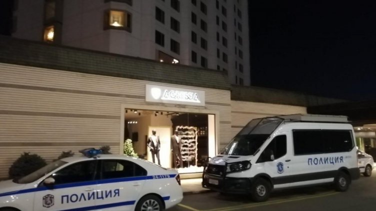 Полиция и РЗИ разтуриха столичен купон