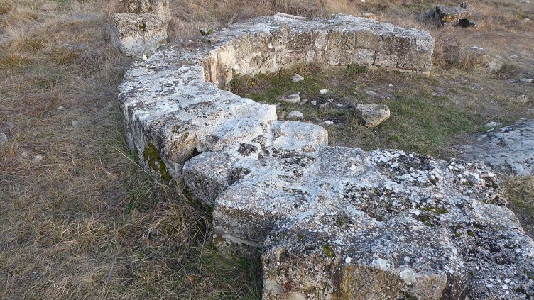 Социализират раннохристиянски манастир край Варна