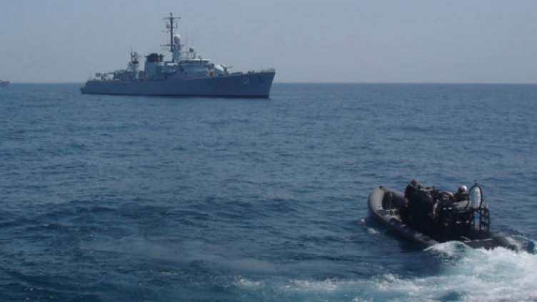 Дъждът спря издирването на черната кутия на падналия МиГ