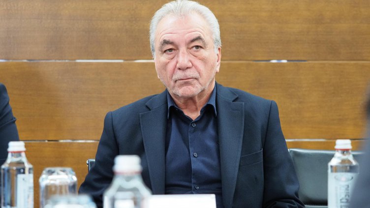 Избраха Росен Карадимов за шеф на КЗК