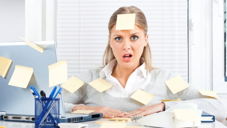 Навиците, които могат да ви костват работното място