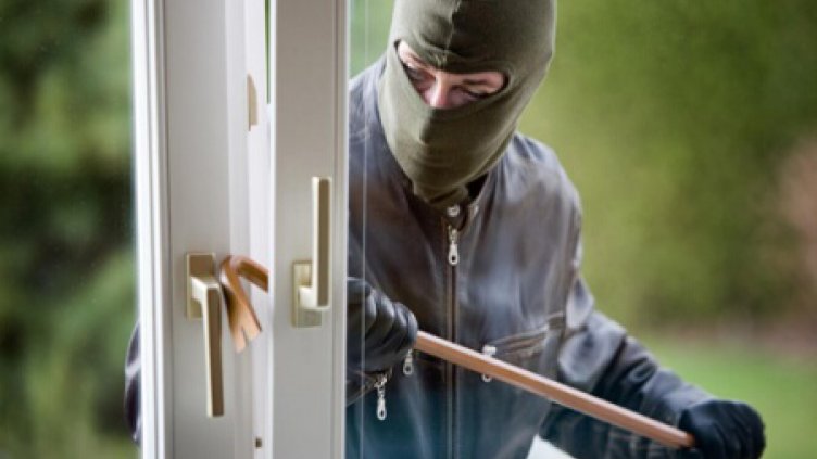 Откраднаха метална каса от офис в Добрич