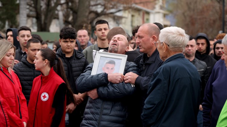 В Кочани разбиха бара на собственика на дискотеката