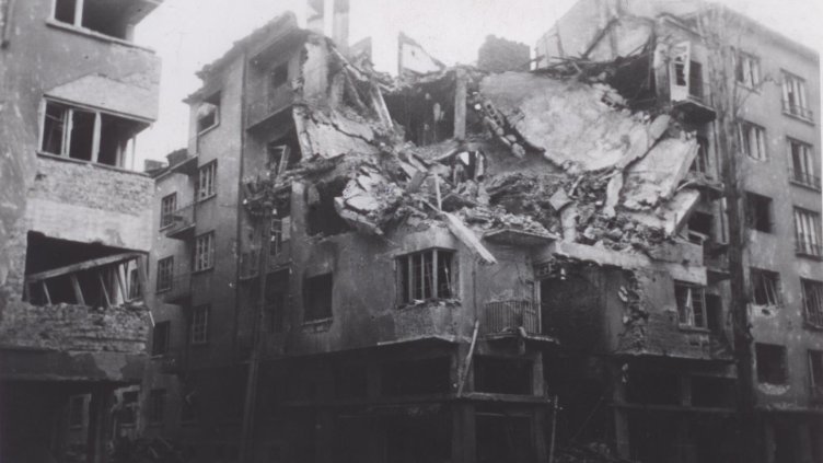 Между 1942 и 1944 година: 45 хил. бомби политат към България  
