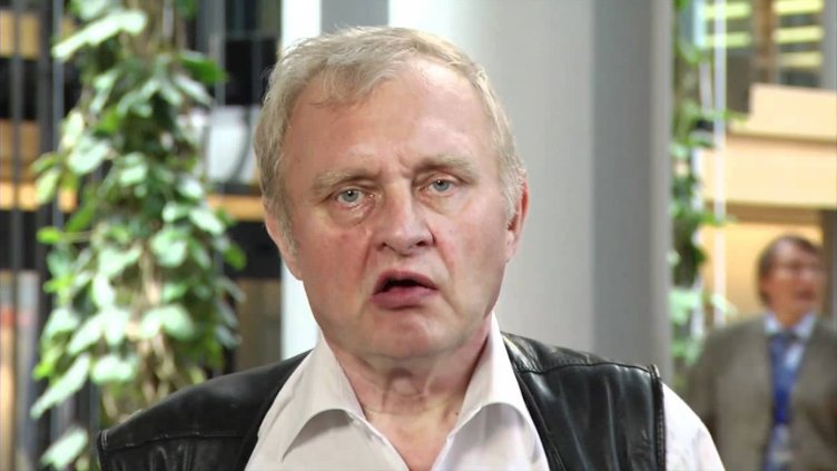 Чешки евродепутат задържан за измама