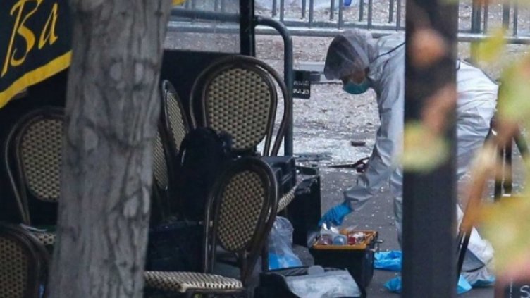 Поне 20 от загиналите в Париж са чужденци