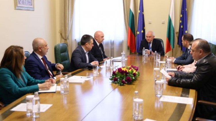 Разширяват ГКПП „Малко Търново“ за облекчаване на трафика