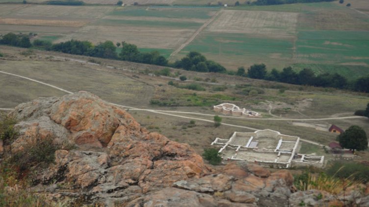 В "Кабиле" правят геофизични проучвания