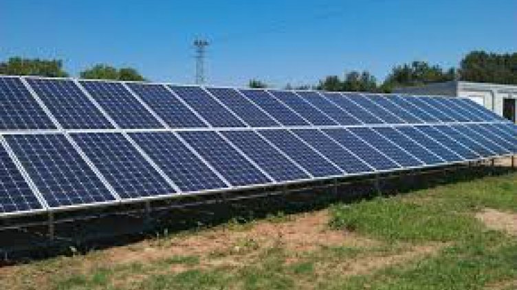 Бивш американски президент направи соларен парк в нивите си