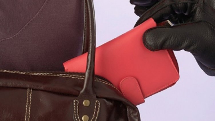 Съдят мъж, обрал актьори в Плевен