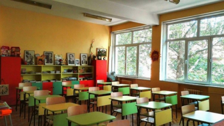 В 10 области на страната няма да се учи и утре