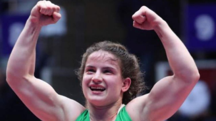 Шампионката по борба Биляна Дудова е опитала да се самоубие