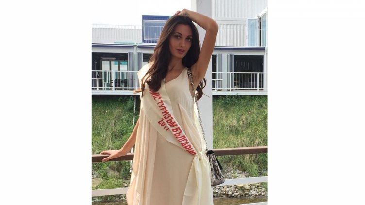 24-годишна варненка представя България в международен конкурс в Корея