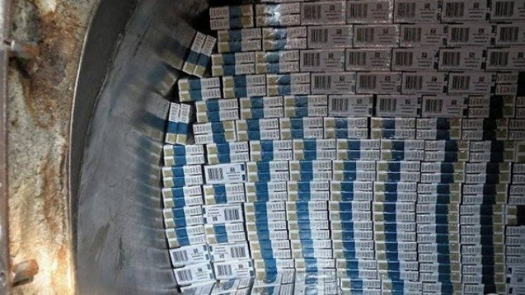 Хванаха 449 800 къса цигари без бандерол на "Маказа"