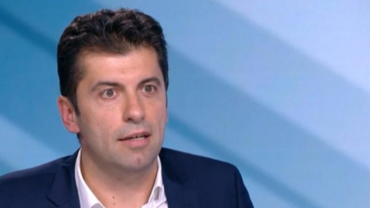 Остава ли "канадеца" Кирил Петков в новия кабинет или си прави партия?