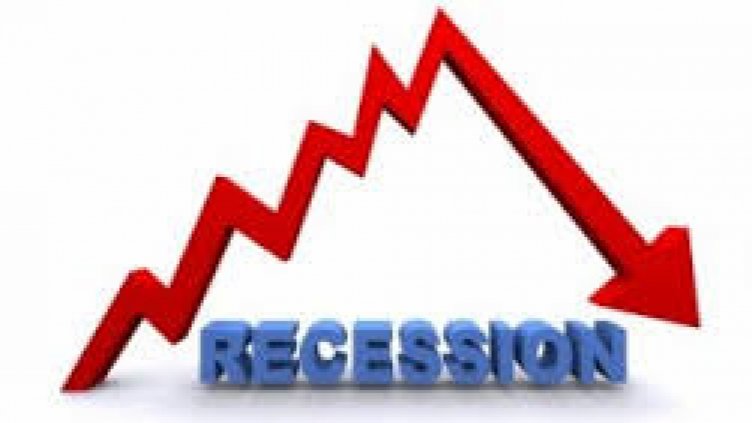 Канада навлезе в рецесия