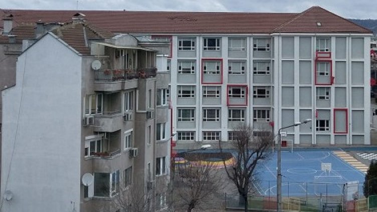 СУ „Димчо Дебелянов“ остава средищно и през учебната 2025/2026 година