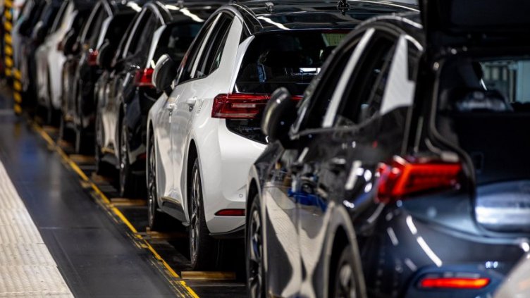 Всяка пета продадена кола в ЕС е електрическа