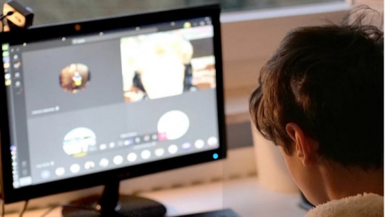 Загрижен баща остави 2 града без интернет