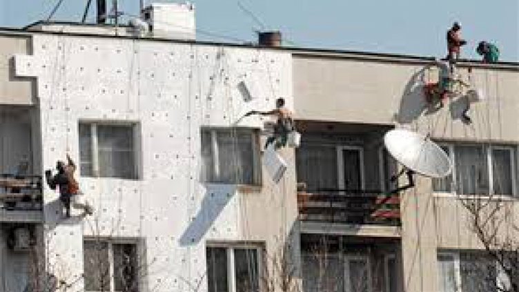 40% от българите смятат санирането за "голяма кражба"