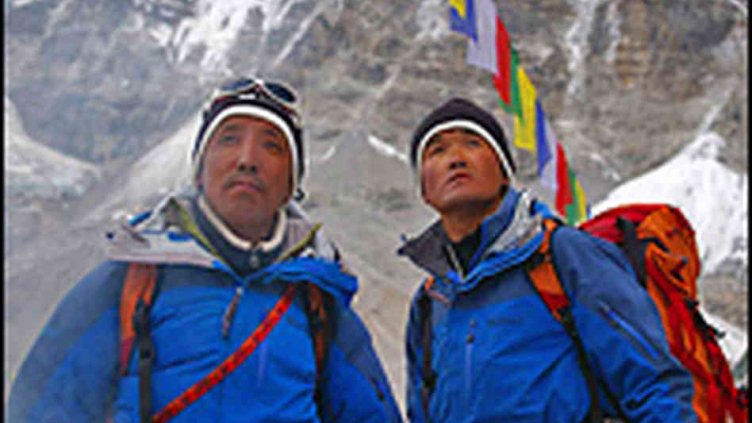 Шерпите на &quot;Еверест&quot; плашат с бойкот