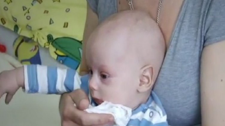 При събрани пари - лечение на 4-месечно бебе се бави