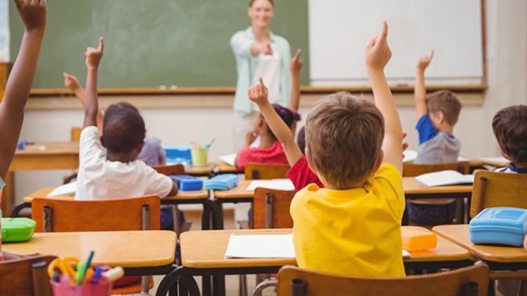 581 хиляди деца учат в българските училища