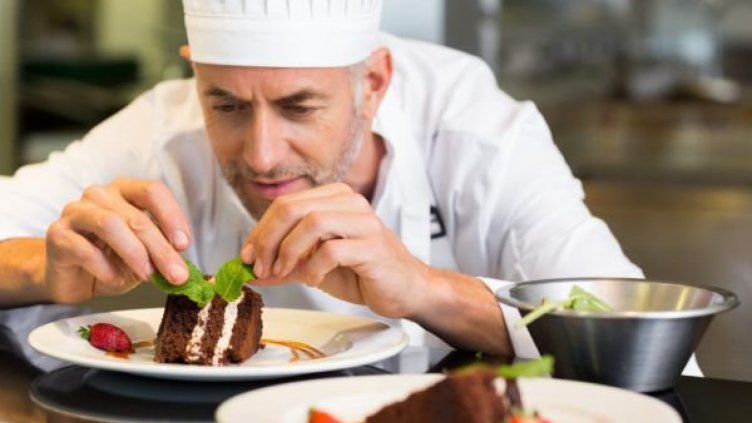 Пощальони и сезонни работници за курортите  не достигат на прага на лятото