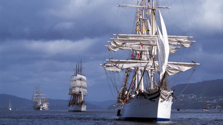 50 юнги се качват на ветроходите на „Тол Шипс“