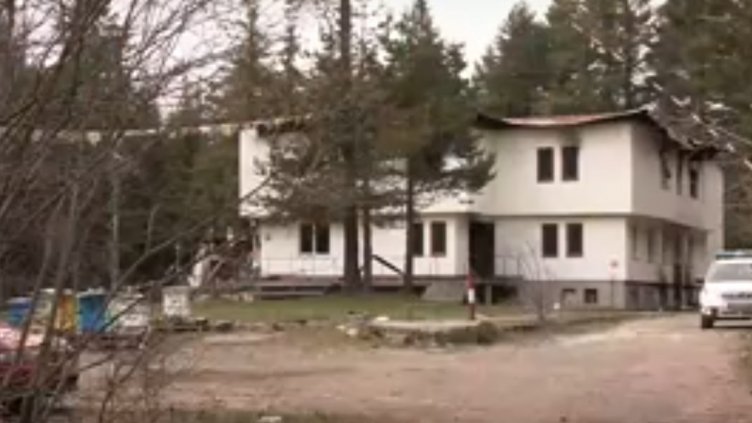 Отвориха пътя към хижата на Петрохан