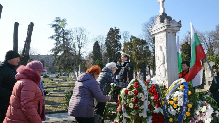 Варна почете паметта на Капитан Петко войвода (СНИМКИ)