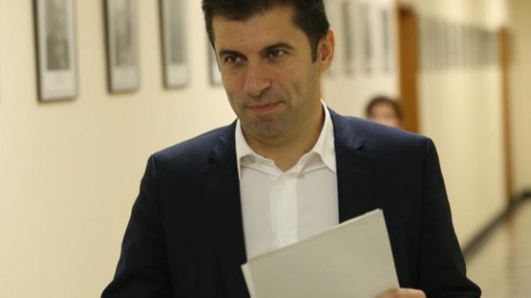 Петков назначи за зам.-министри възпитаници на Оксфорд и Кеймбридж