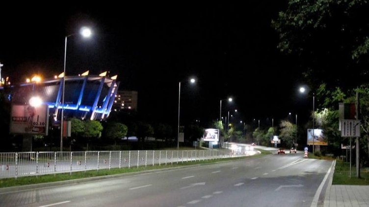 Модернизират уличното осветление в "Младост" във Варна