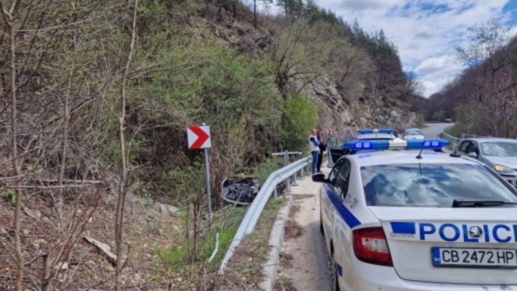 2 жертви и 16 ранени във "войната" по пътищата у нас за ден