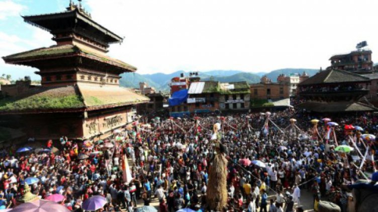 Петима загинали при масови протести в Непал