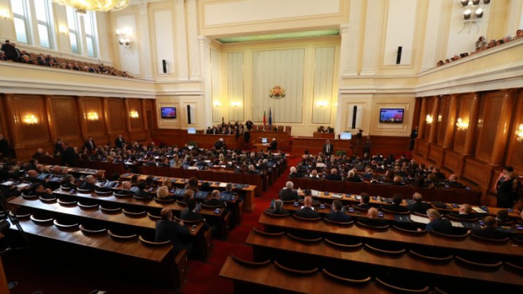 Единодушно депутатите приеха новия Закон за хората с увреждания