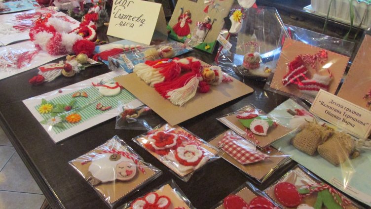 100 мартеници си оспорваха наградите в Х юбилеен конкурс 