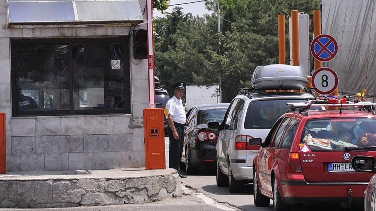 Турция критикува санитарна такса на границата